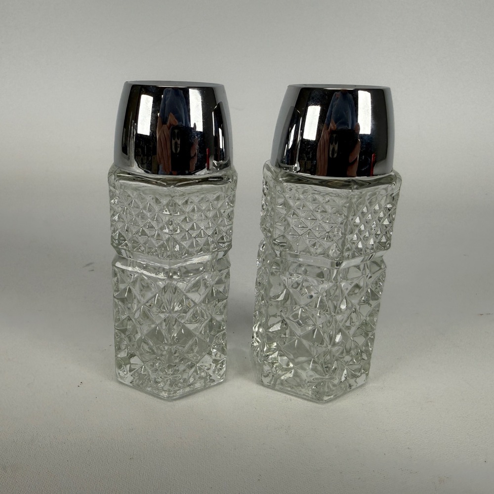 Anchor Hocking Wexford Salt and Pepper Shakers Vintage Clear Glass Chrome Lids